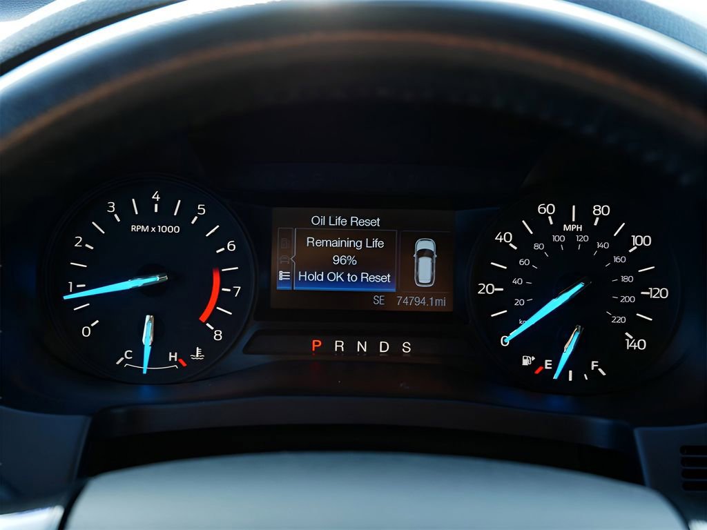 Used 2019 Ford Explorer XLT AWD/4WD image 22