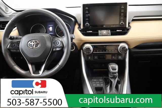 Used 2021 Toyota RAV4 XLE Premium AWD/4WD image 16