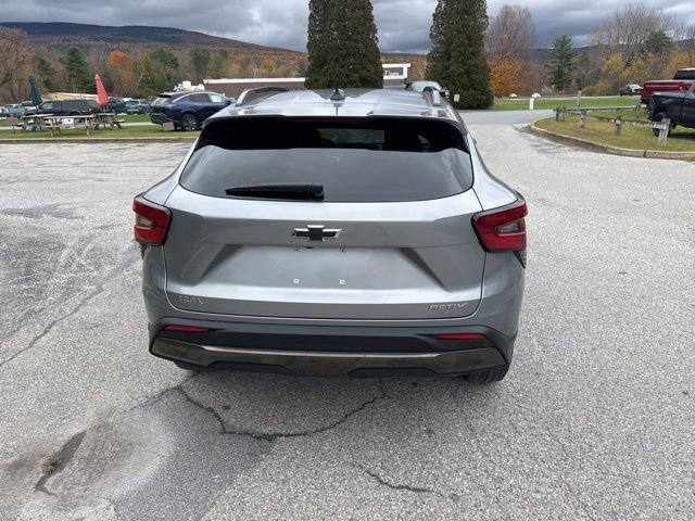 Used 2024 Chevrolet Trax ACTIV w/ Sunroof Package FWD image 18