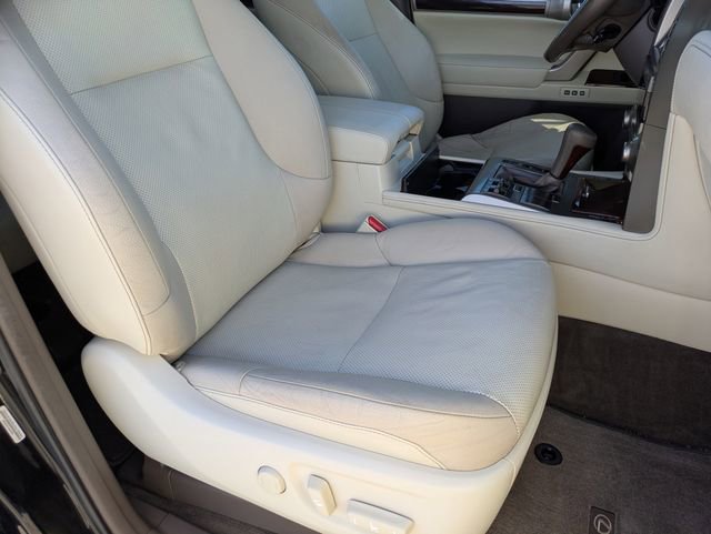 Used 2016 Lexus GX 460 w/ Premium Package image 11