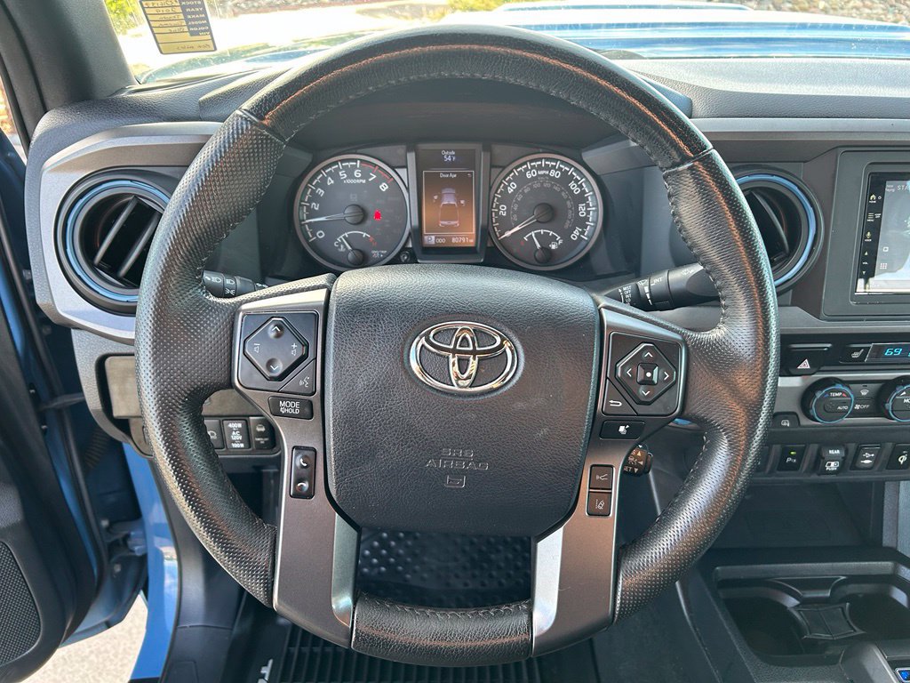 Used 2019 Toyota Tacoma TRD Sport AWD/4WD image 10