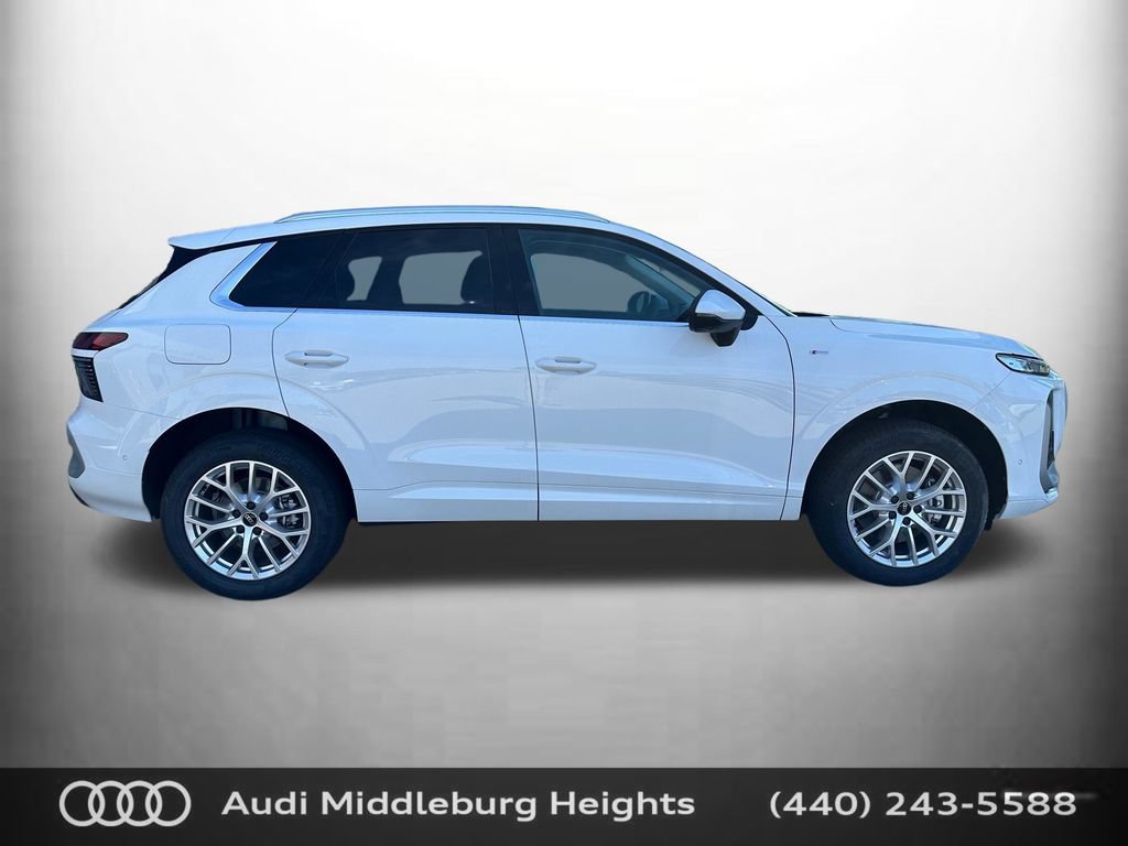 New 2026 Audi Q3 quattro 2.0T AWD/4WD image 9