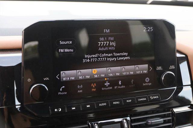 Used 2024 Nissan Pathfinder Platinum AWD/4WD image 19