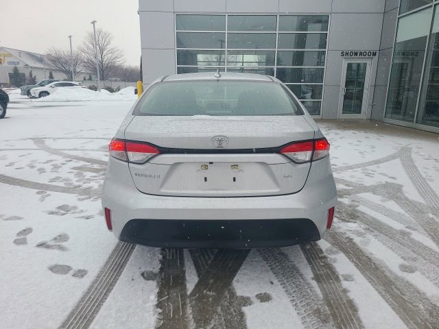 Used 2024 Toyota Corolla LE image 6