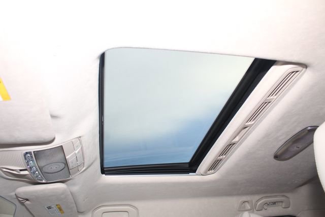 Used 2025 Mercedes-Benz G 550 image 23