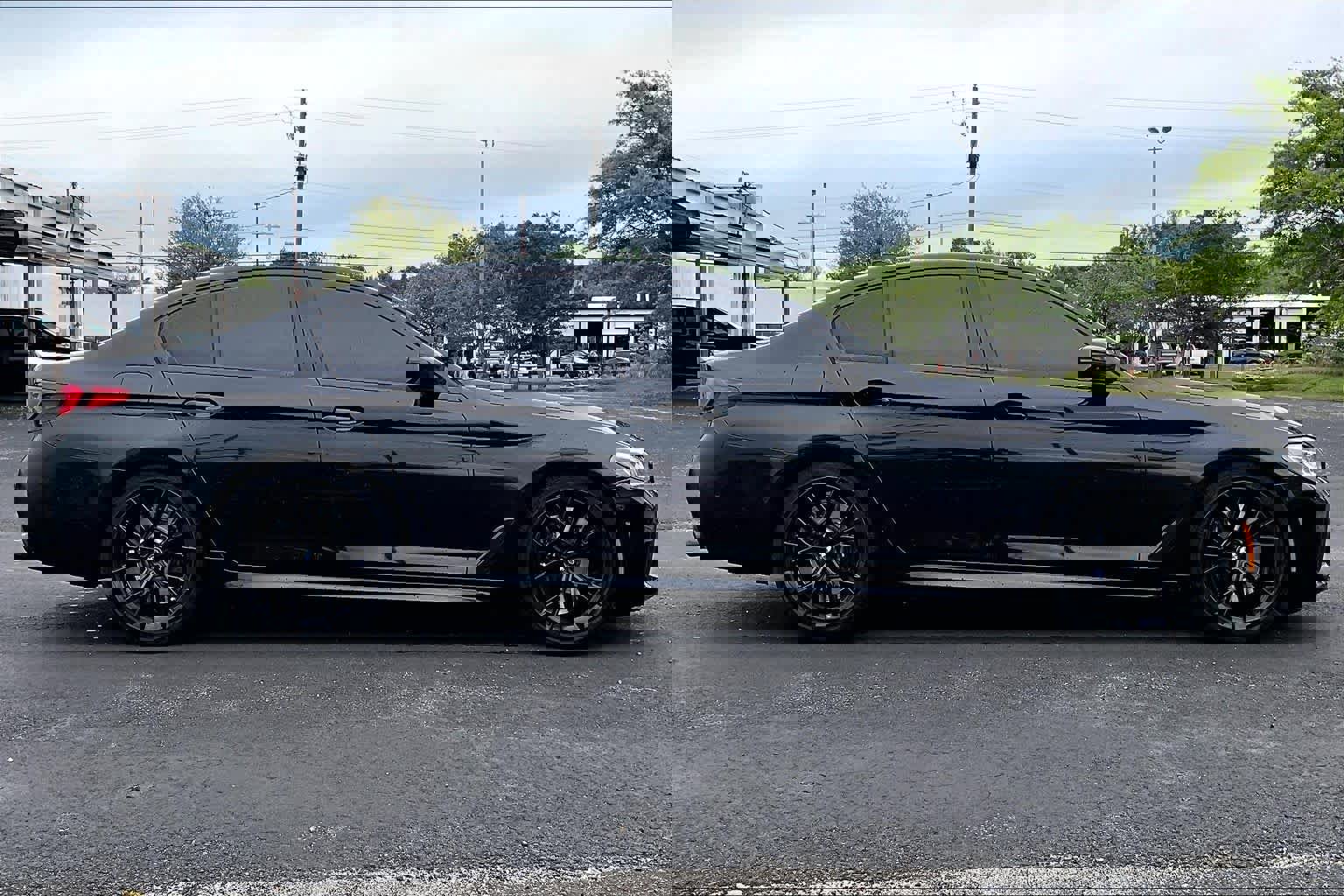 Used 2021 BMW M550i xDrive w/ Premium Package image 34