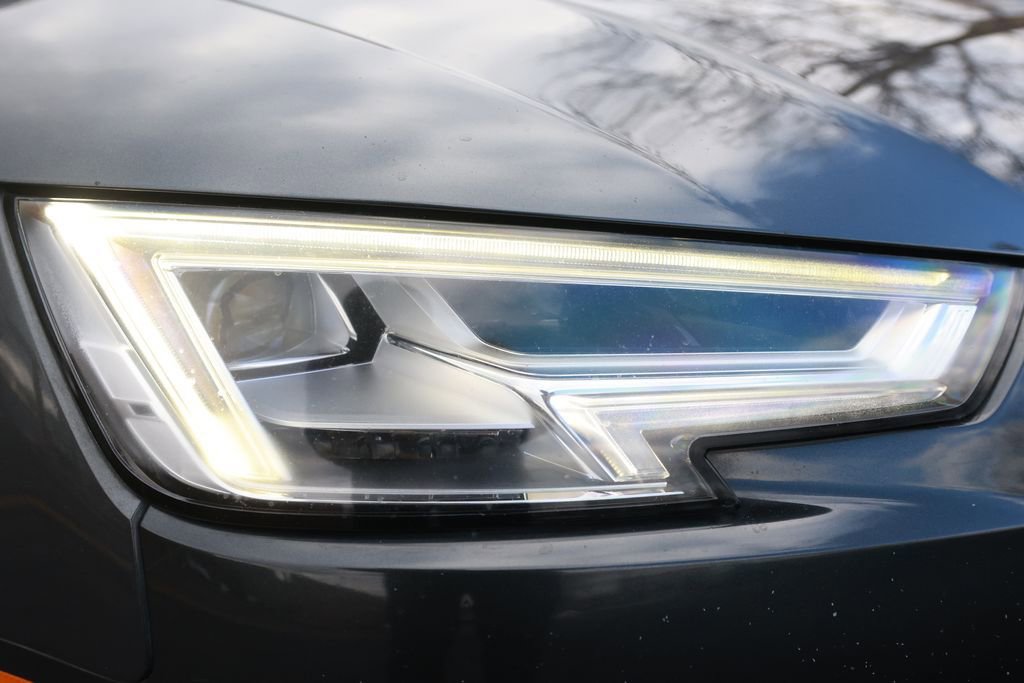 Used 2018 Audi S4 Premium Plus w/ Navigation Package image 33