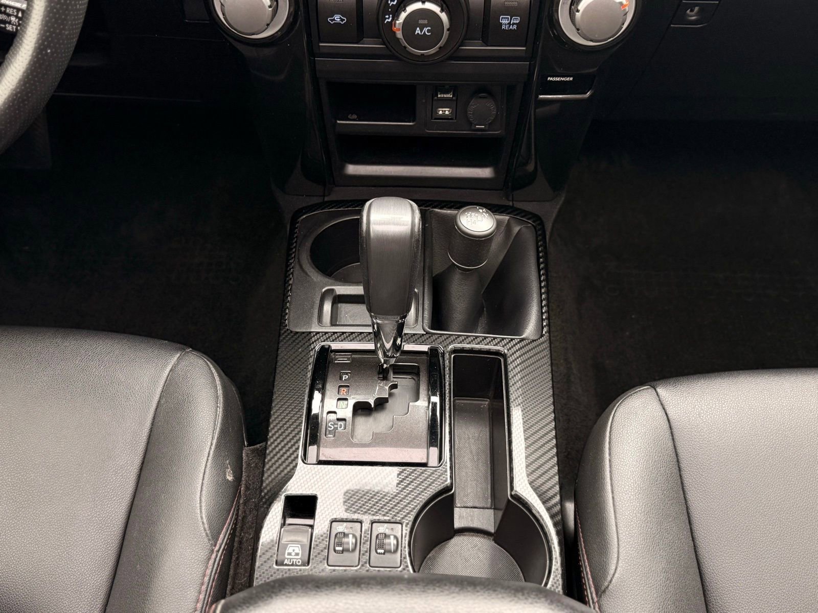 Used 2021 Toyota 4Runner Venture w/ Moonroof Package image 32