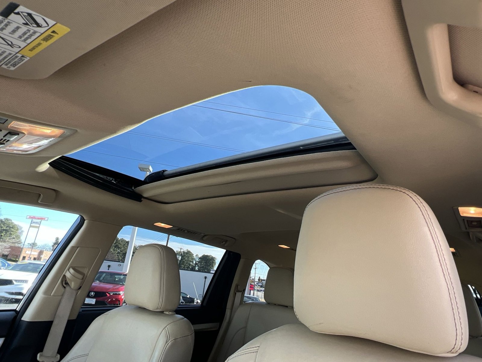 Used 2016 Toyota Highlander XLE image 25