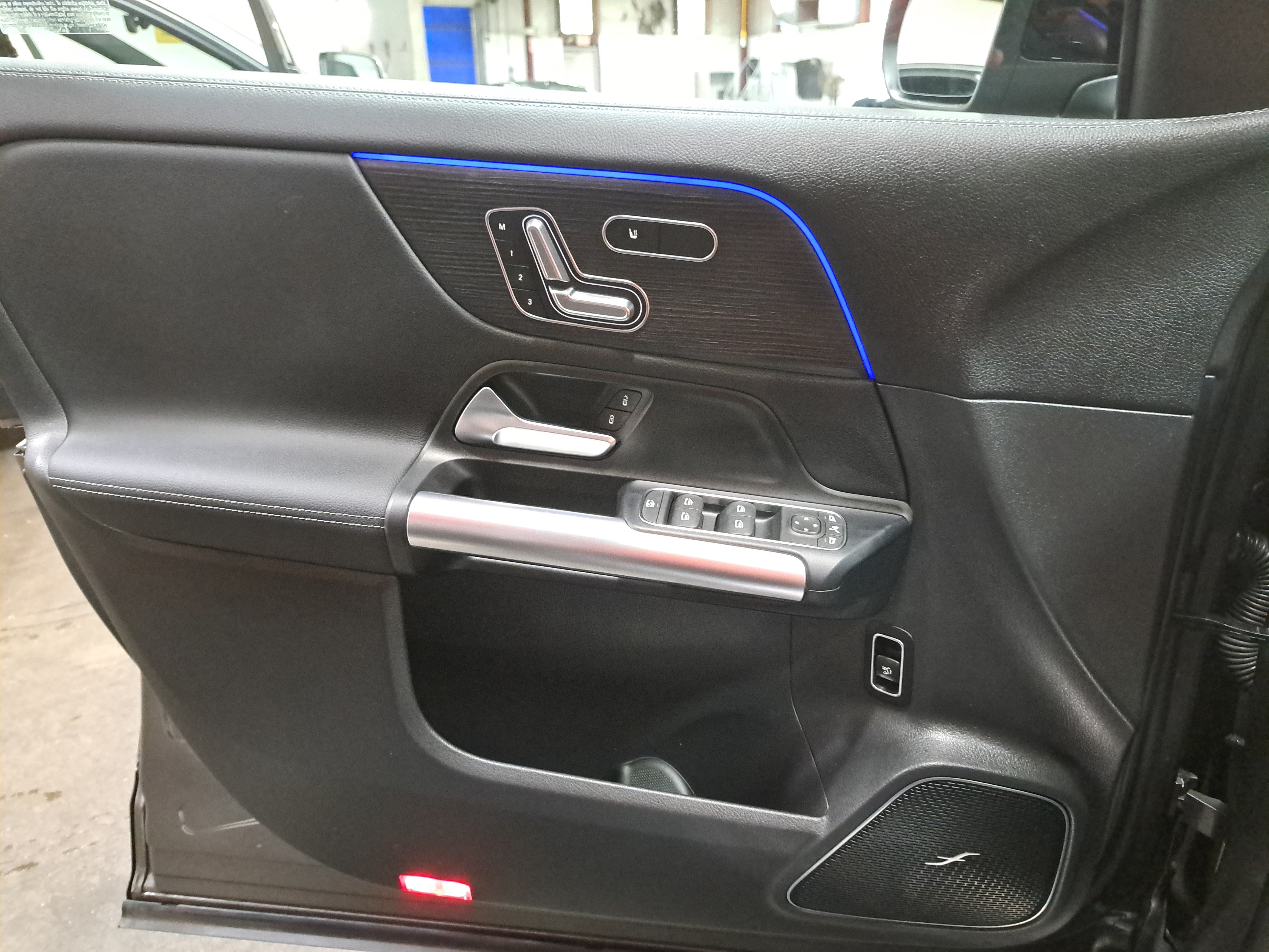 Certified 2025 Mercedes-Benz GLA 35 AMG 4MATIC image 29