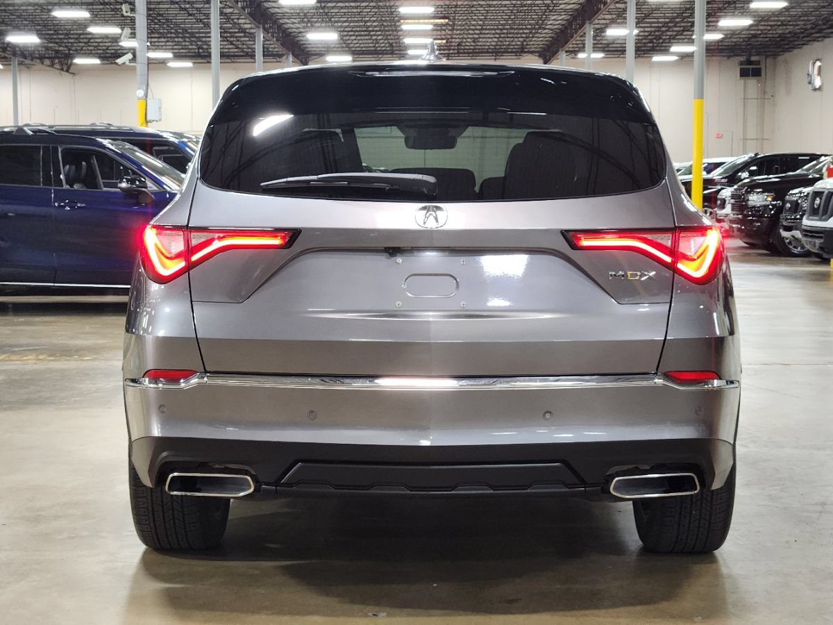 Used 2023 Acura MDX FWD w/ Technology Package image 10