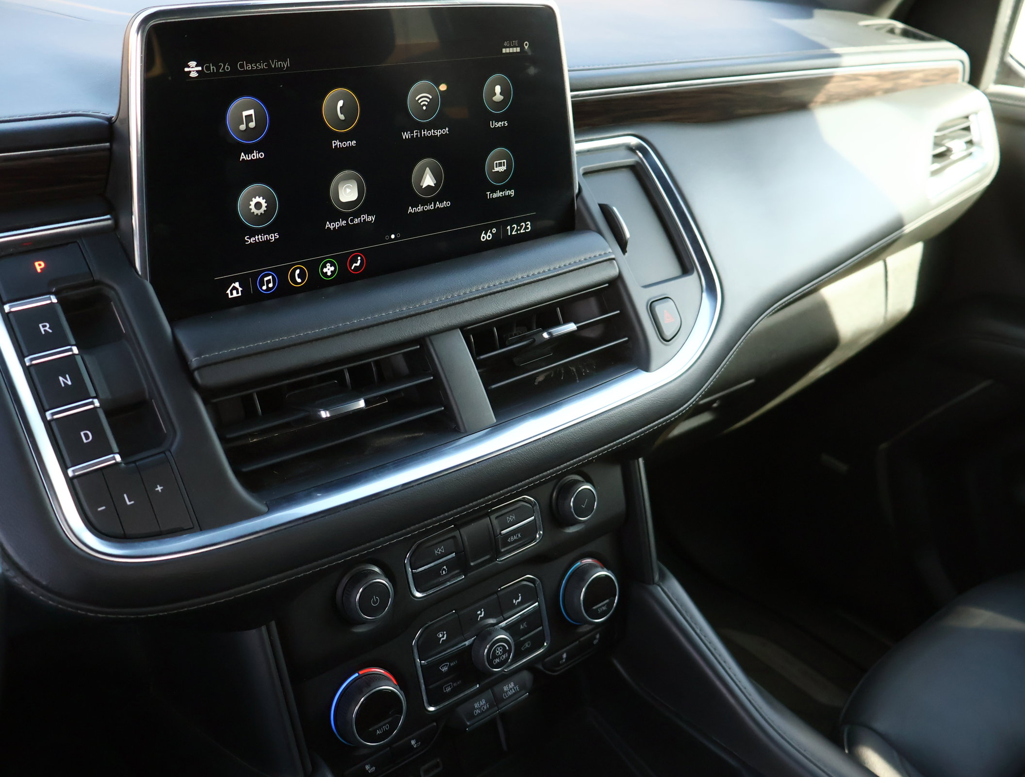 Used 2021 Chevrolet Tahoe Z71 image 20