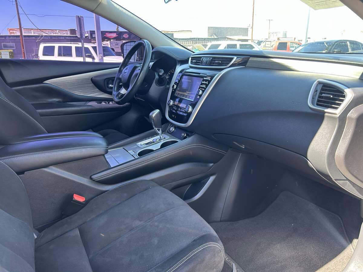 Used 2015 Nissan Murano SV w/ Cargo Package image 9