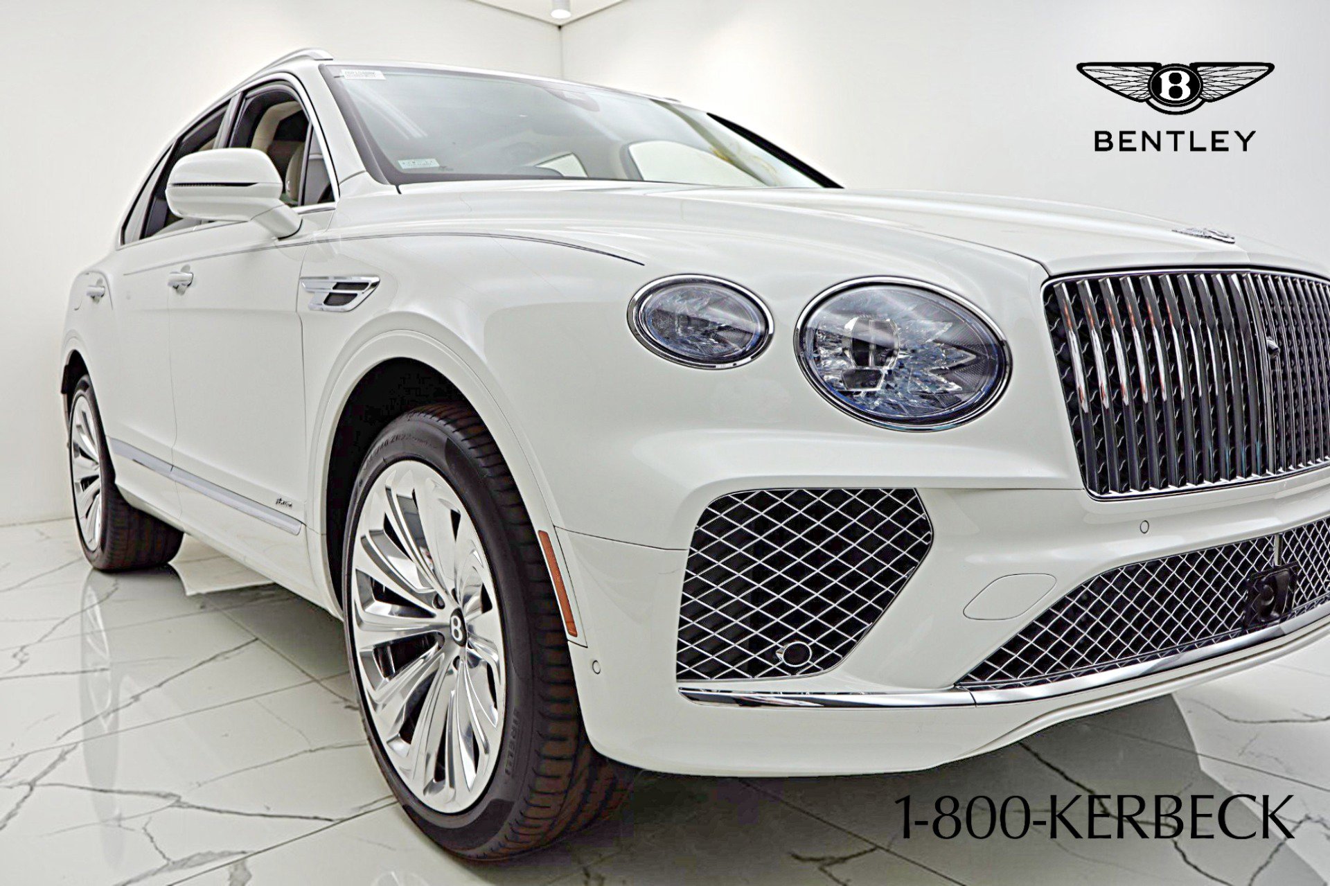 Used 2024 Bentley Bentayga image 17