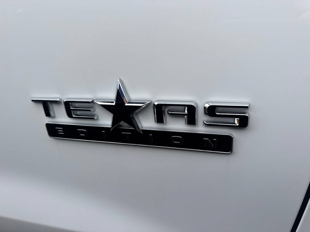 New 2026 Chevrolet Silverado 1500 RST w/ Convenience Package II AWD/4WD image 3