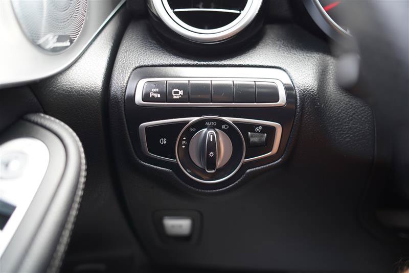 Used 2019 Mercedes-Benz GLC 300 4MATIC Coupe image 52