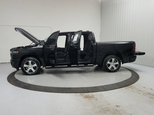 Used 2025 RAM 1500 Tradesman AWD/4WD image 12