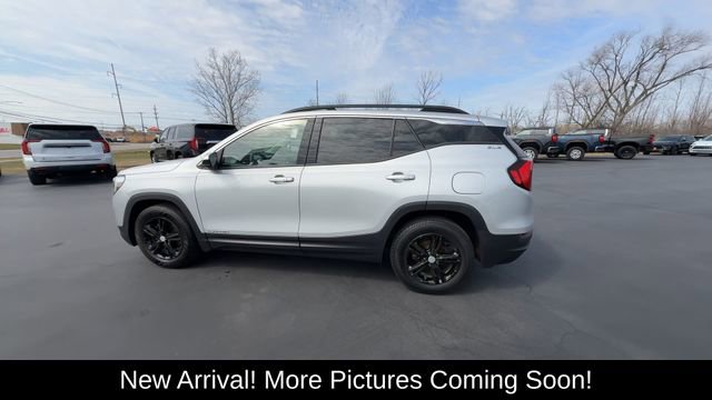 Used 2018 GMC Terrain SLE w/ Driver Convenience Package image 6