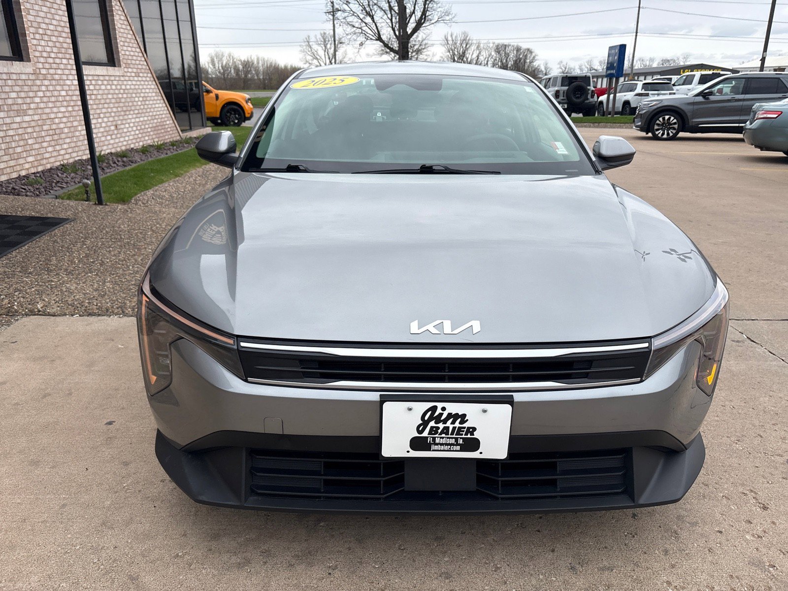Used 2025 Kia K4 LXS image 6