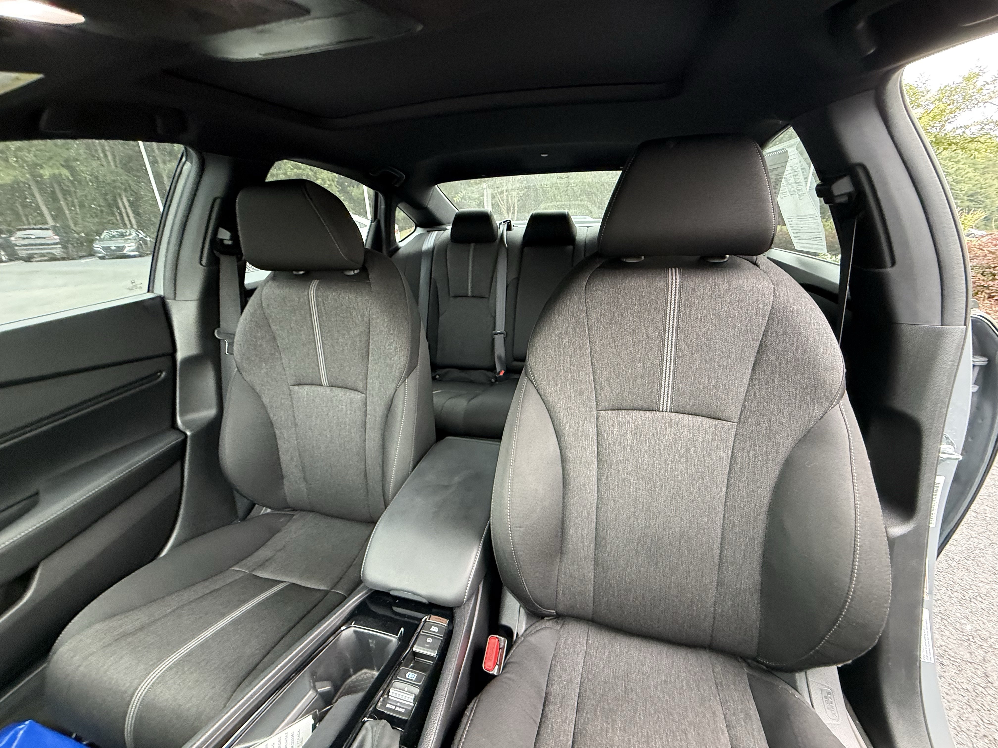 Used 2025 Honda Accord Sport image 8