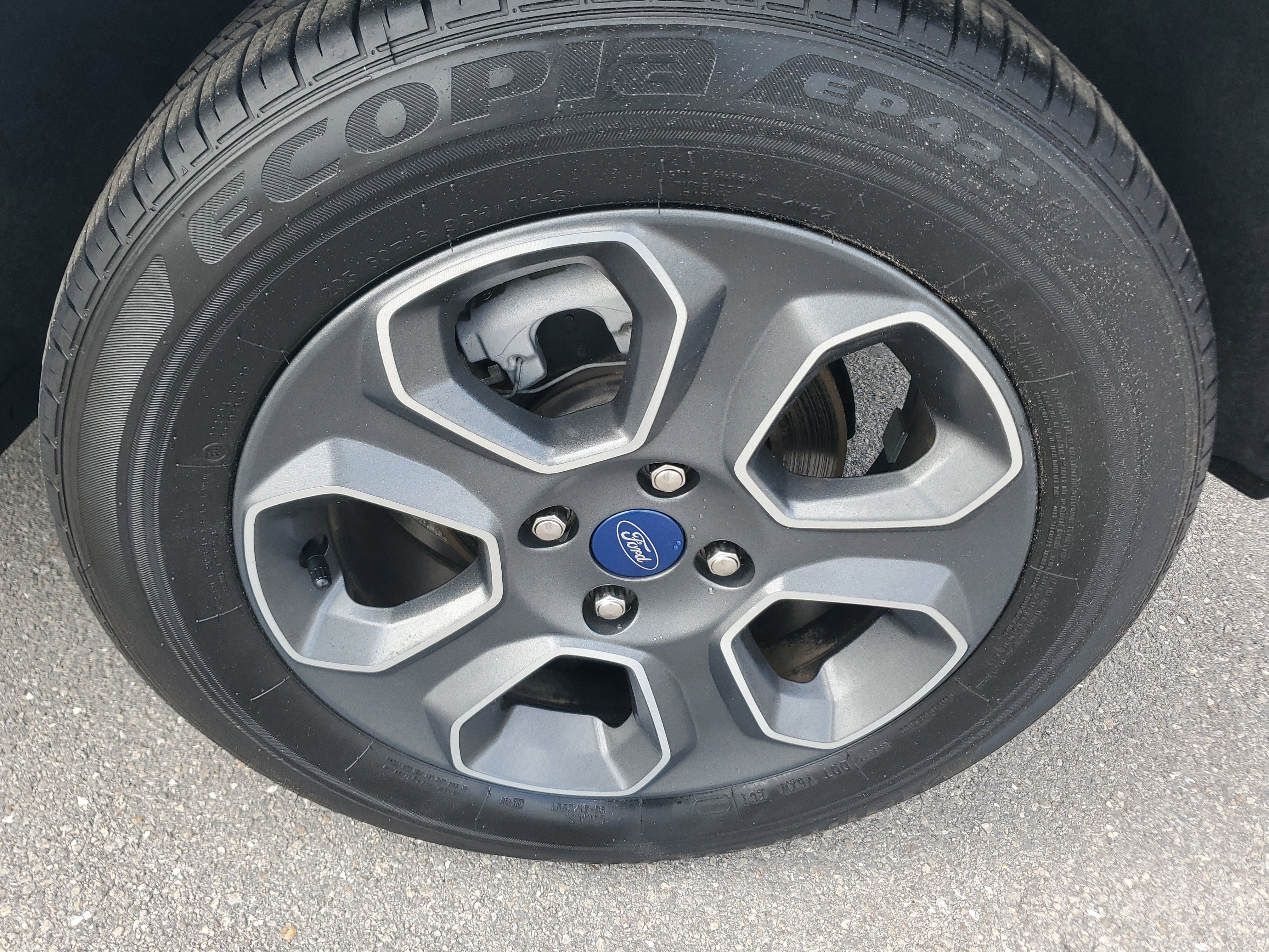 Used 2021 Ford EcoSport S image 28