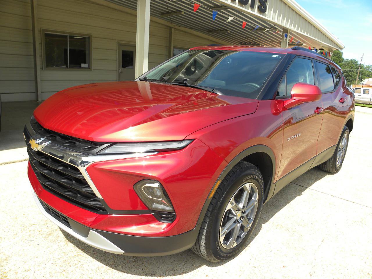 Used 2024 Chevrolet Blazer LT w/ Convenience Package FWD image 5