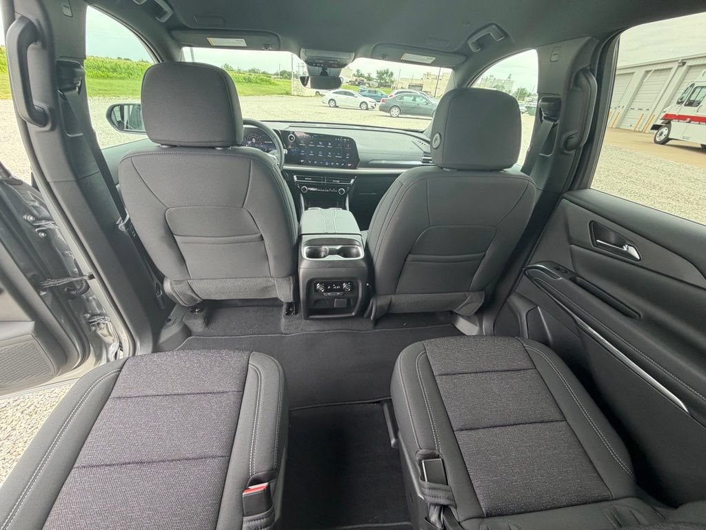 New 2026 Chevrolet Traverse LT w/ Driver Confidence Package FWD image 25