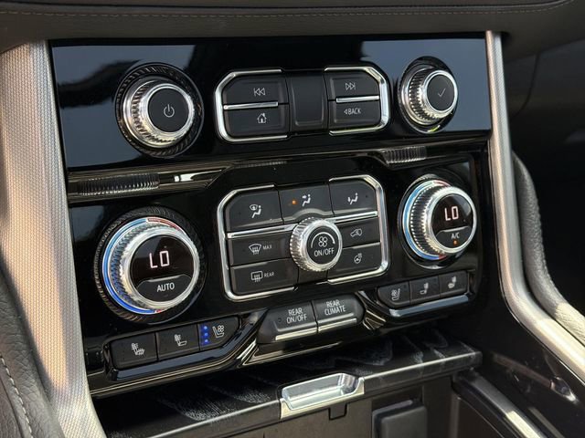 Used 2023 GMC Yukon XL Denali w/ Denali Reserve Package RWD image 38