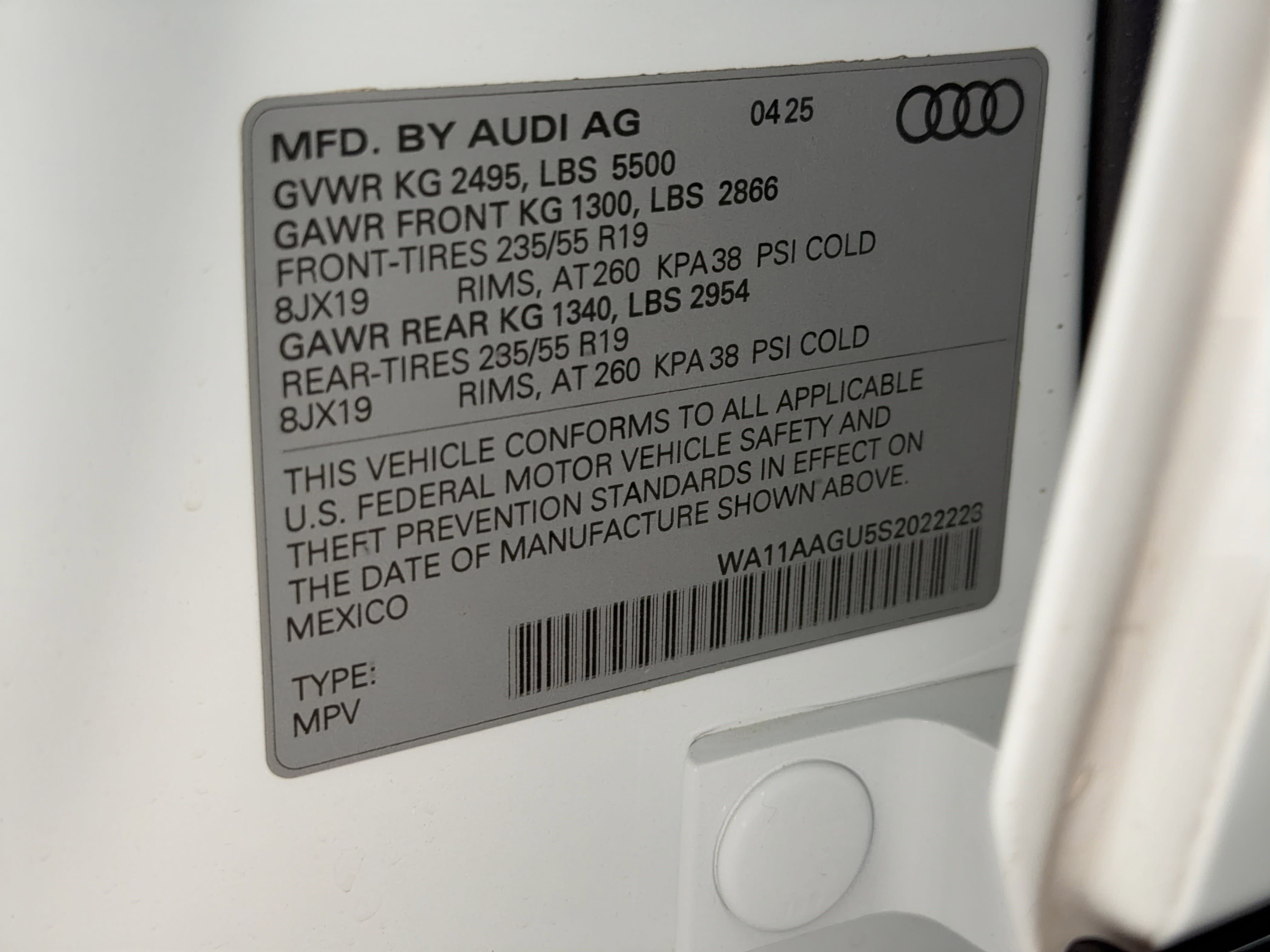 Certified 2025 Audi Q5 Premium w/ Convenience Package image 27