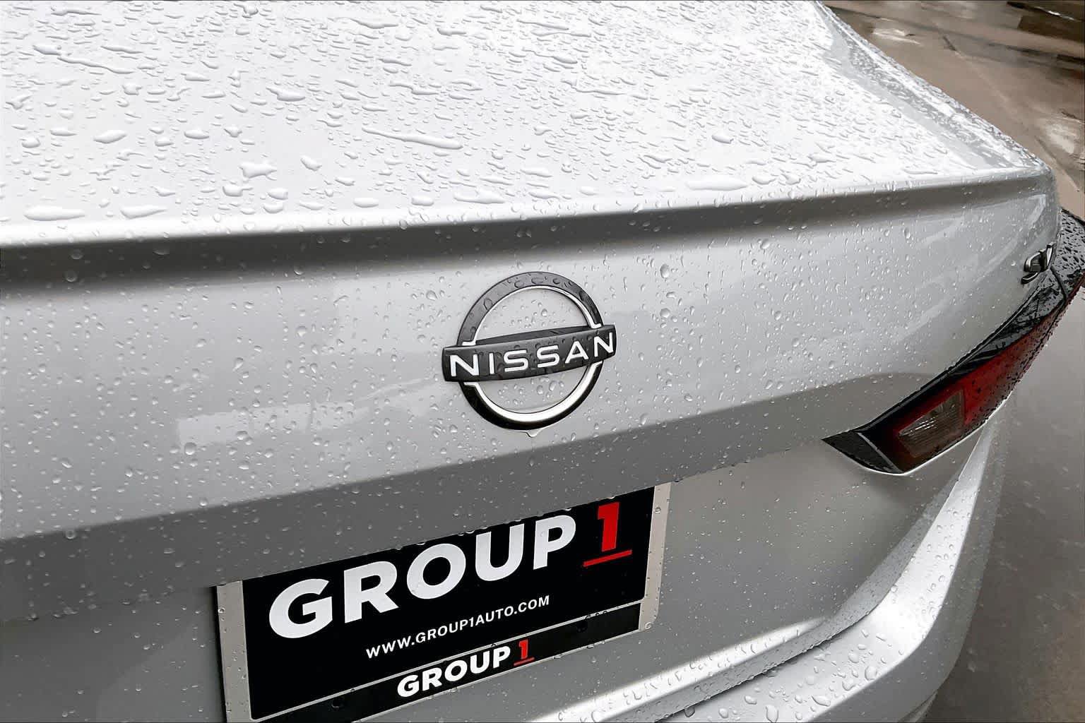 Used 2024 Nissan Altima 2.5 SV FWD image 30