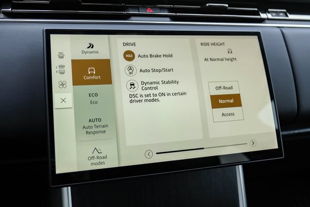 New 2026 Land Rover Range Rover SE AWD/4WD image 37