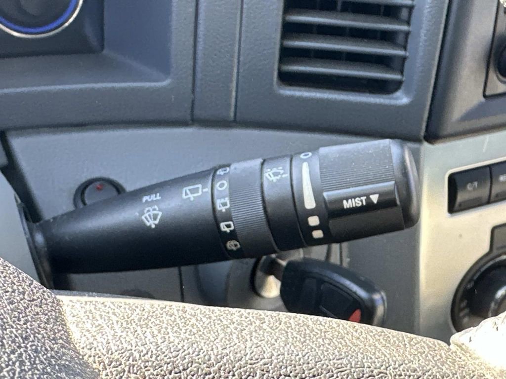 Used 2006 Jeep Grand Cherokee SRT8 w/ SRT Option Group I image 25