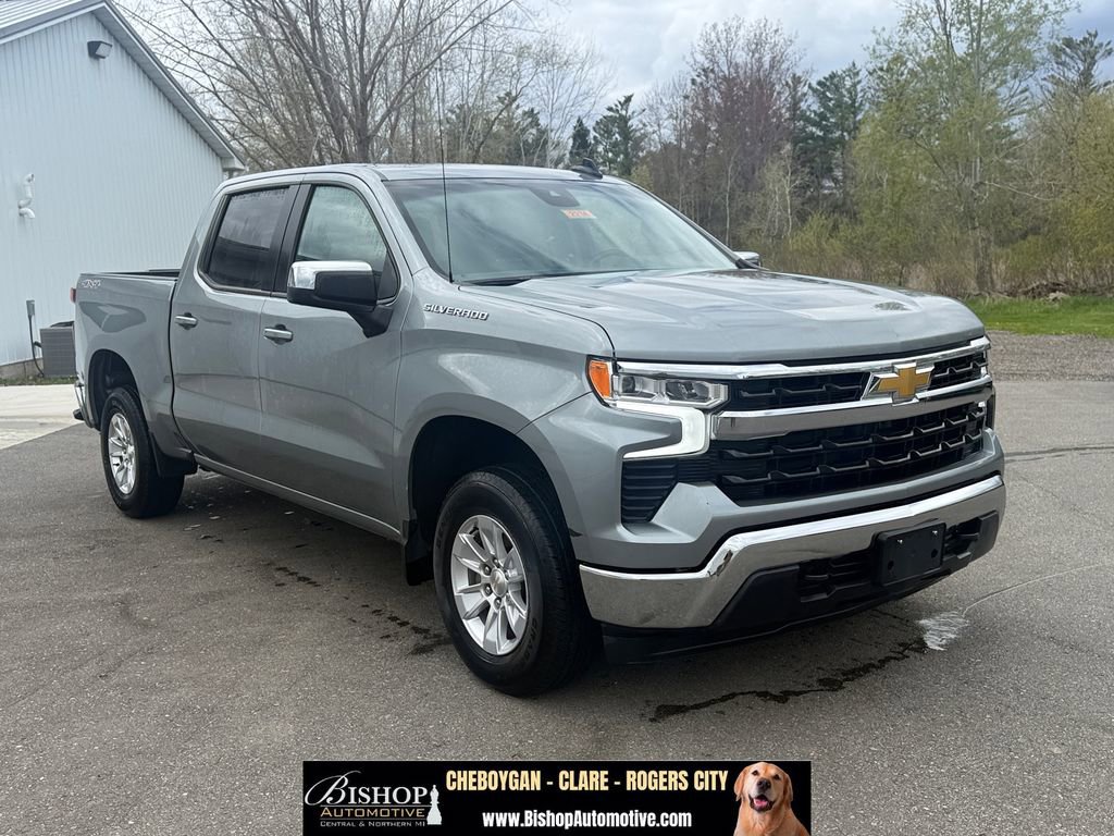 Used 2025 Chevrolet Silverado 1500 LT AWD/4WD image 8