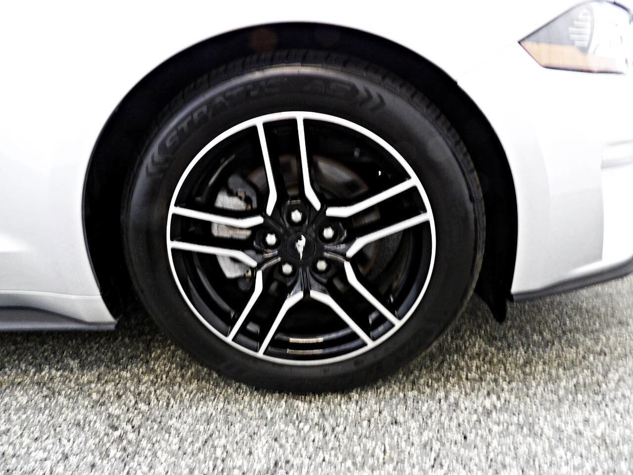 Used 2018 Ford Mustang Premium w/ Equipment Group 201A image 23