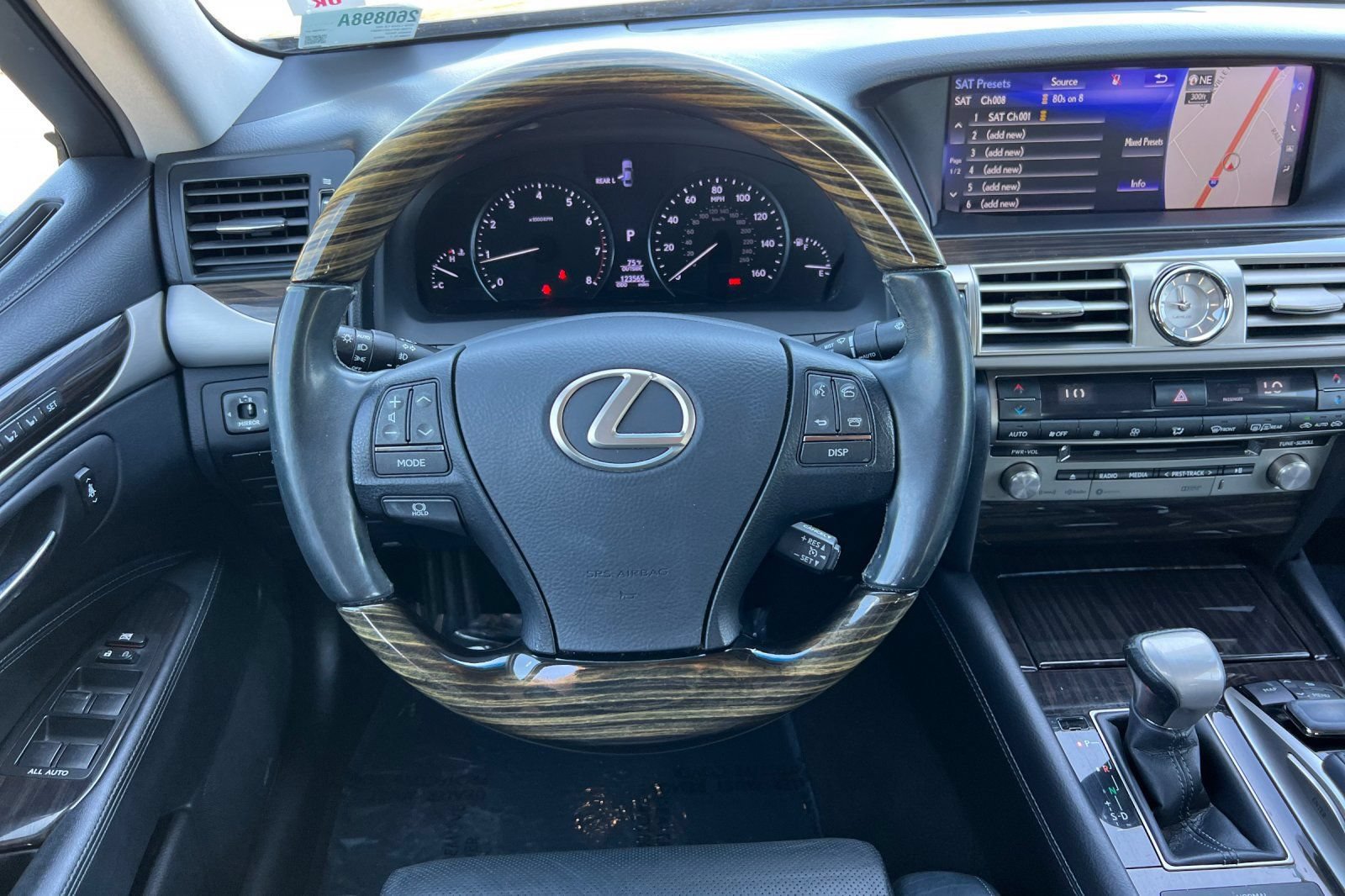 Used 2016 Lexus LS 460 w/ Comfort Package RWD image 16
