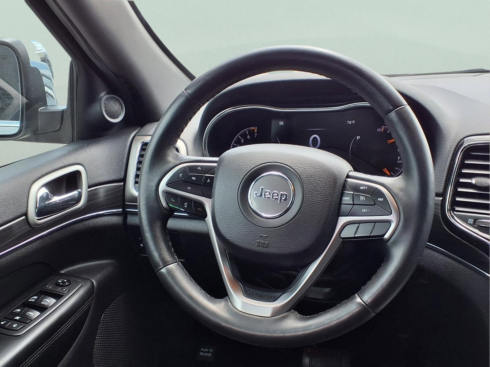 Used 2019 Jeep Grand Cherokee Limited RWD image 11