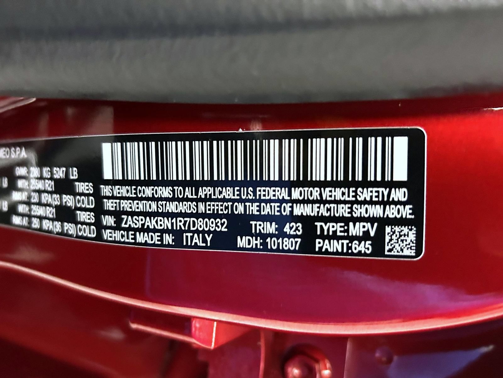 Used 2024 Alfa Romeo Stelvio Veloce AWD/4WD image 25