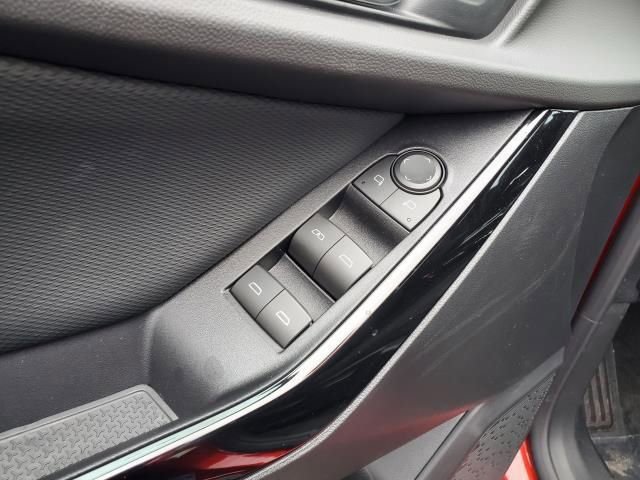 New 2026 Chevrolet Equinox LT image 12