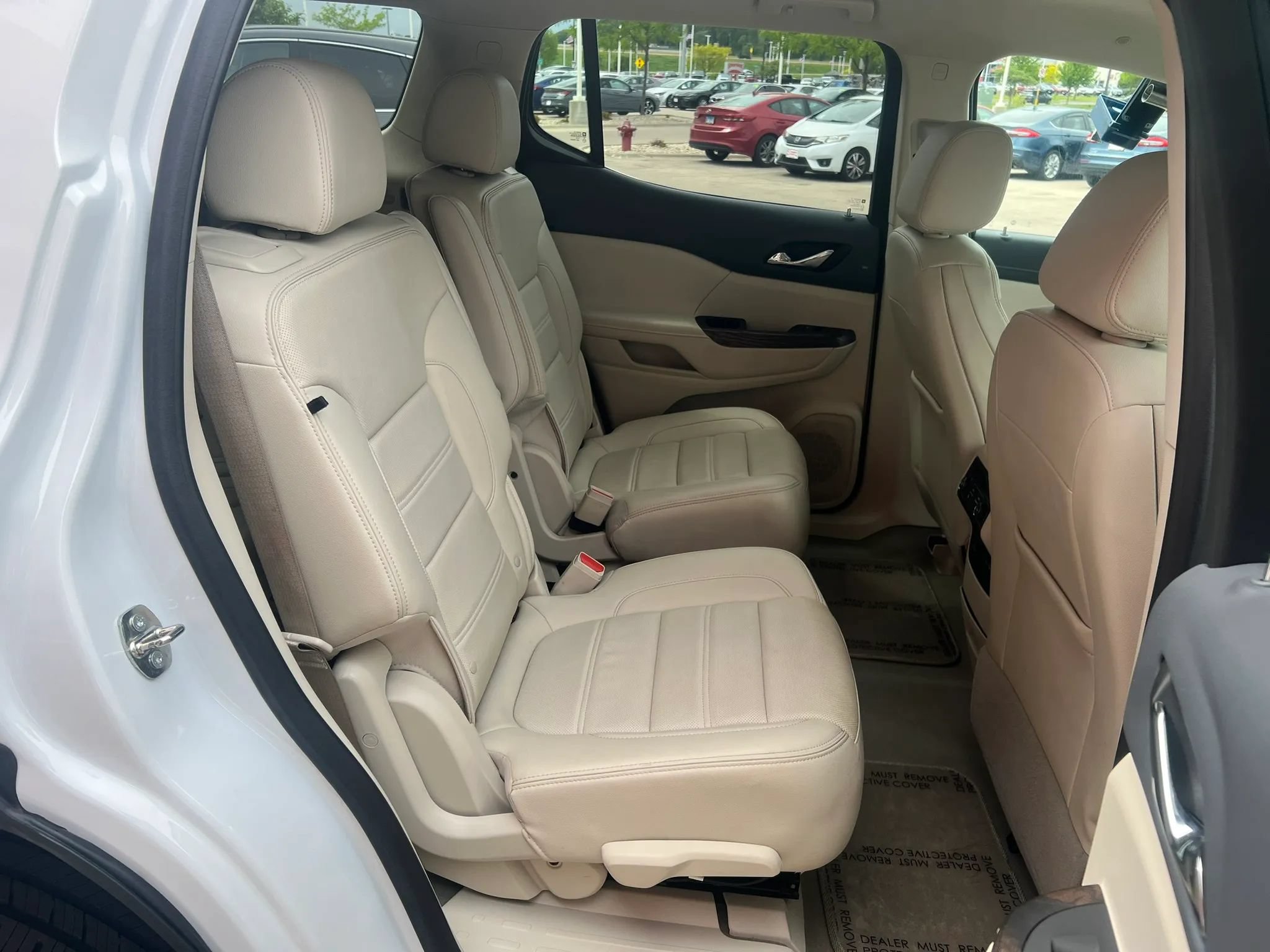 Used 2023 GMC Acadia Denali AWD/4WD image 7