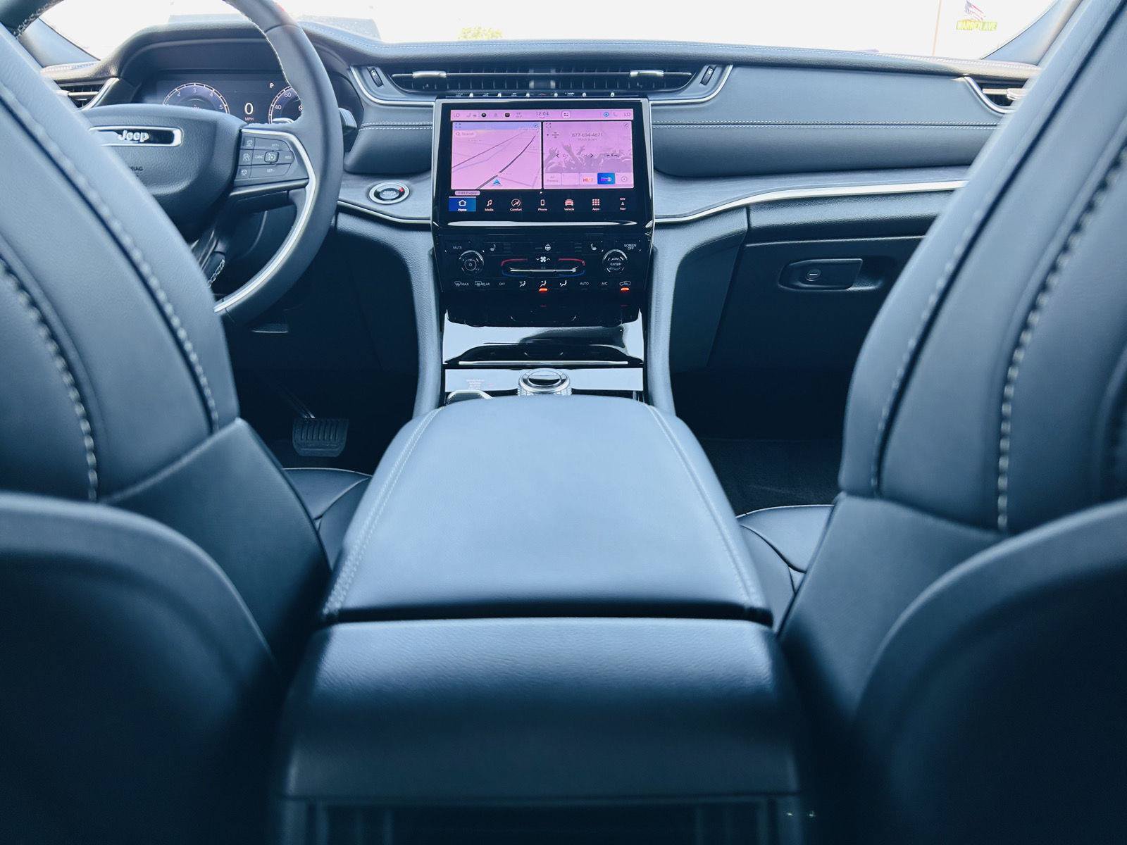 New 2025 Jeep Grand Cherokee Limited AWD/4WD image 27