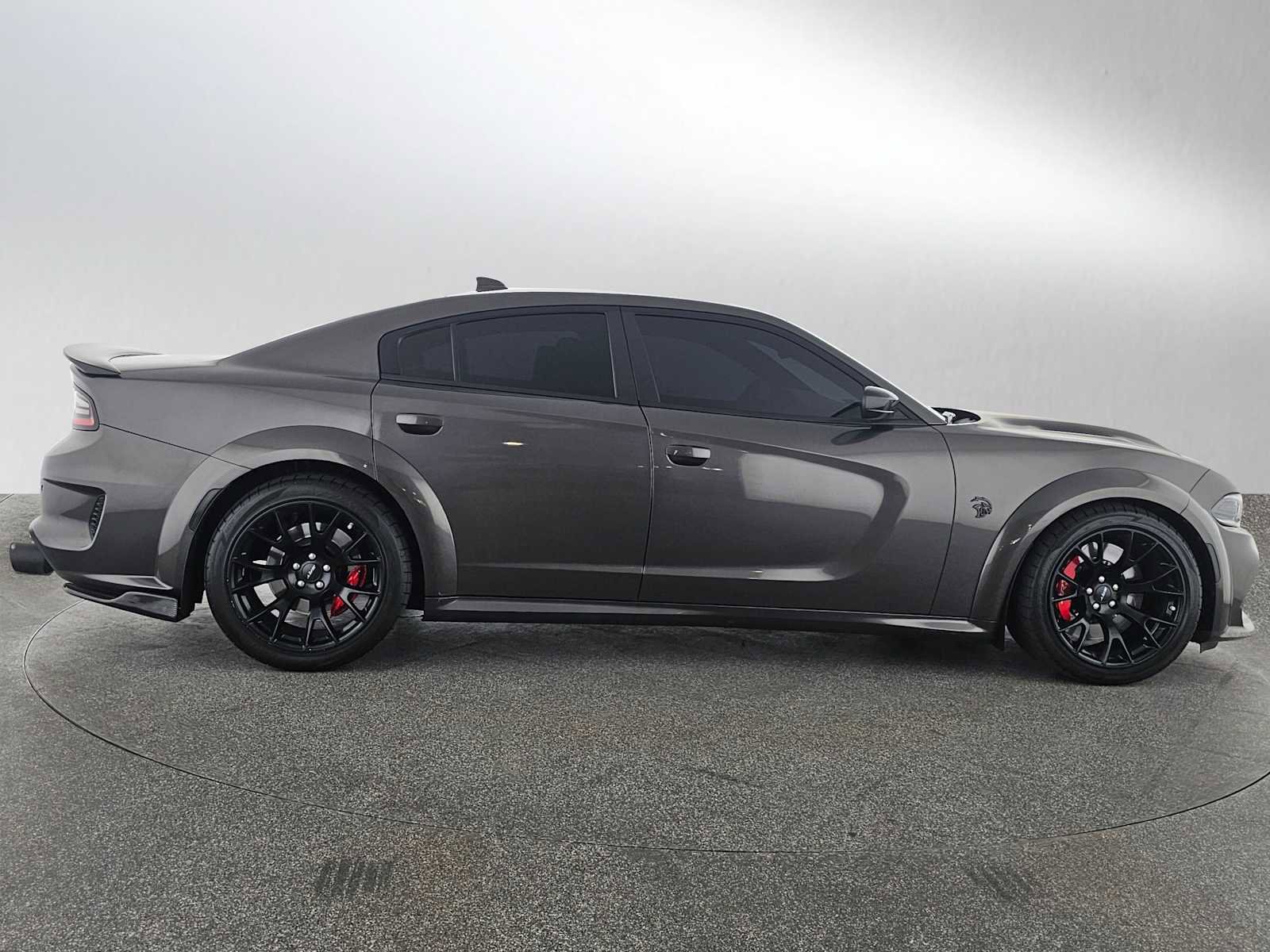 Used 2023 Dodge Charger SRT Hellcat w/ Harman/Kardon Audio Group image 2