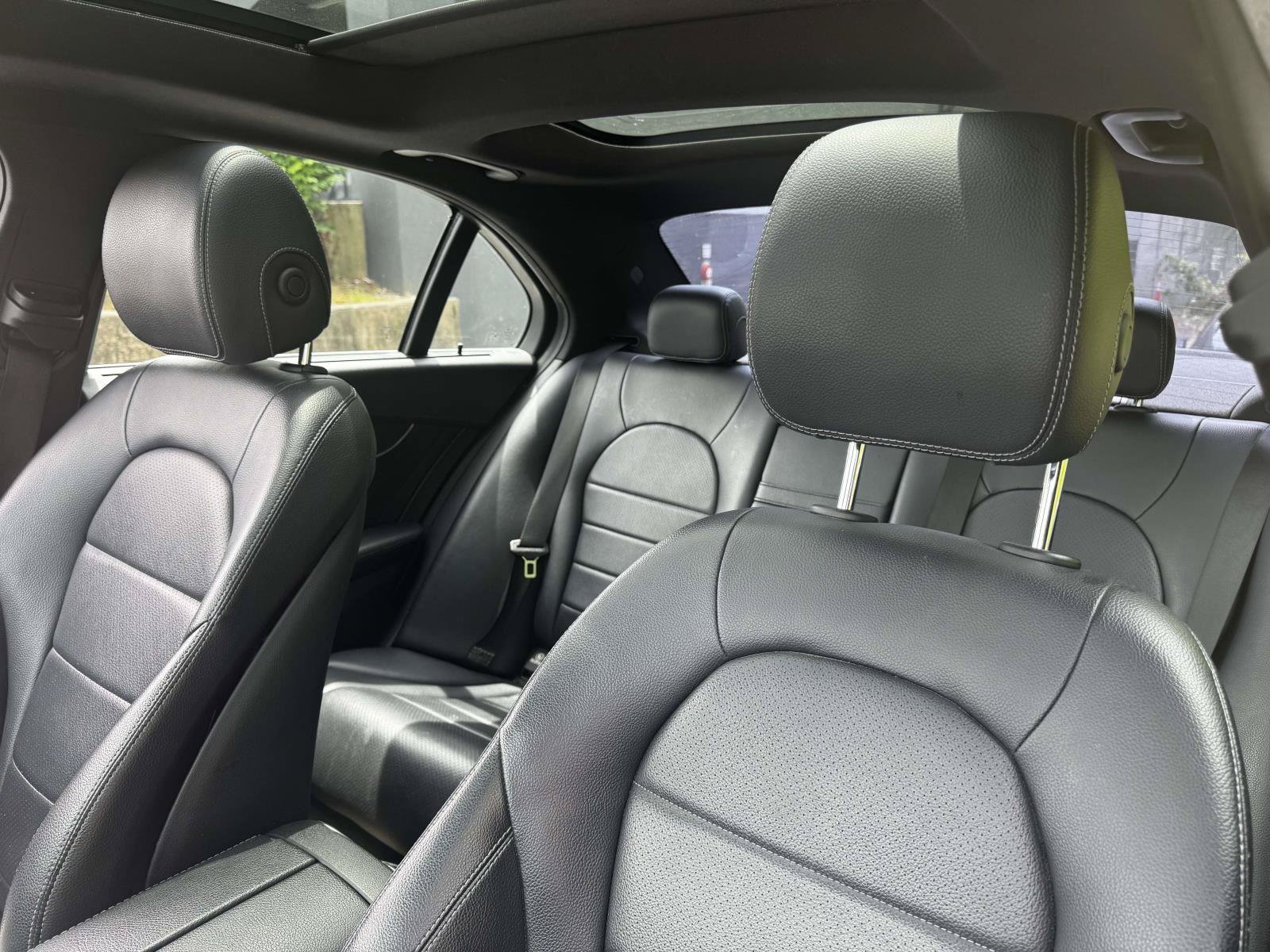 Used 2015 Mercedes-Benz C 300 4MATIC Sedan image 20