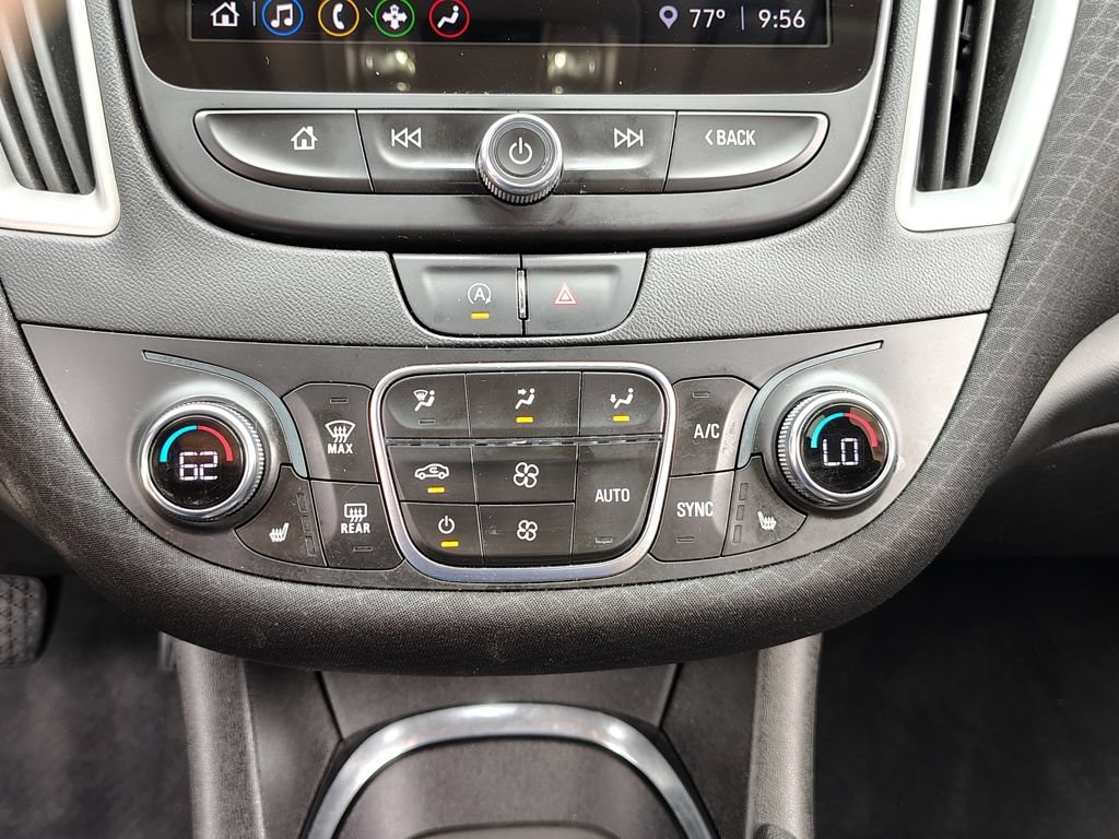 Used 2022 Chevrolet Malibu LT FWD image 21