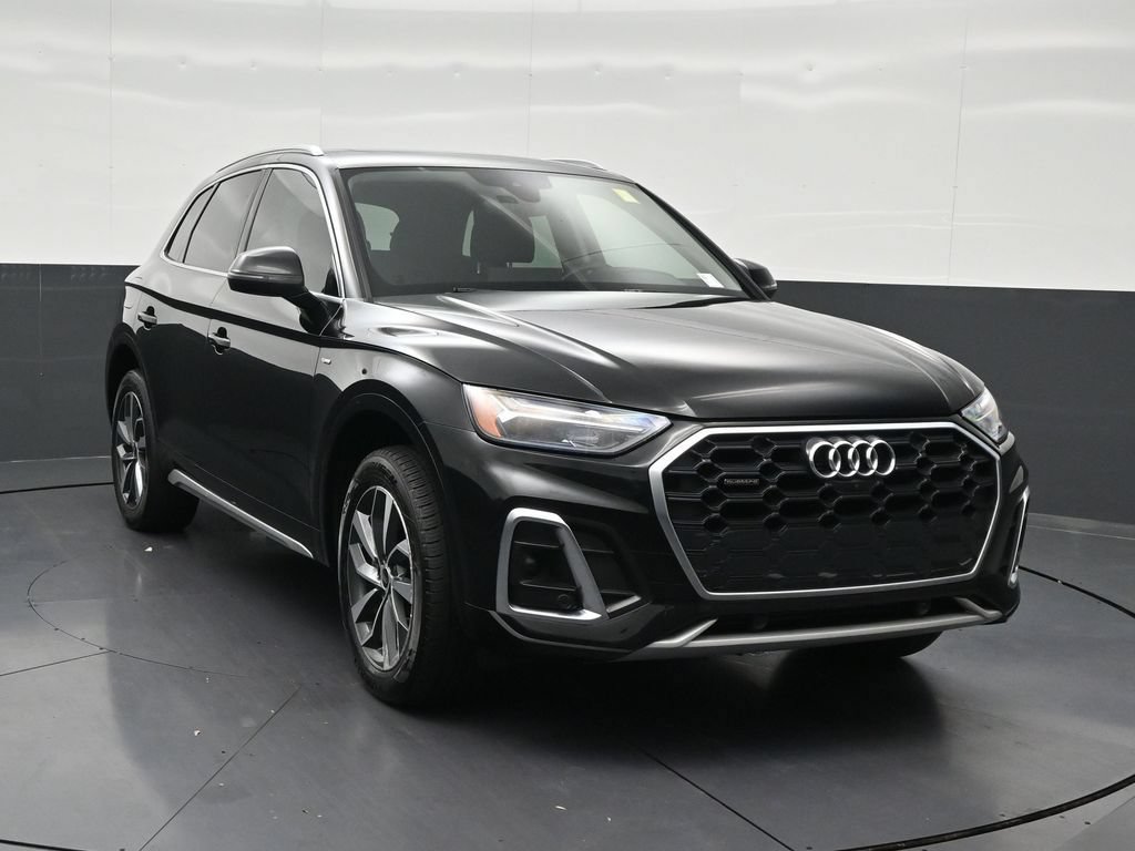Used 2023 Audi Q5 2.0T Premium Plus w/ Premium Plus Package AWD/4WD image 8