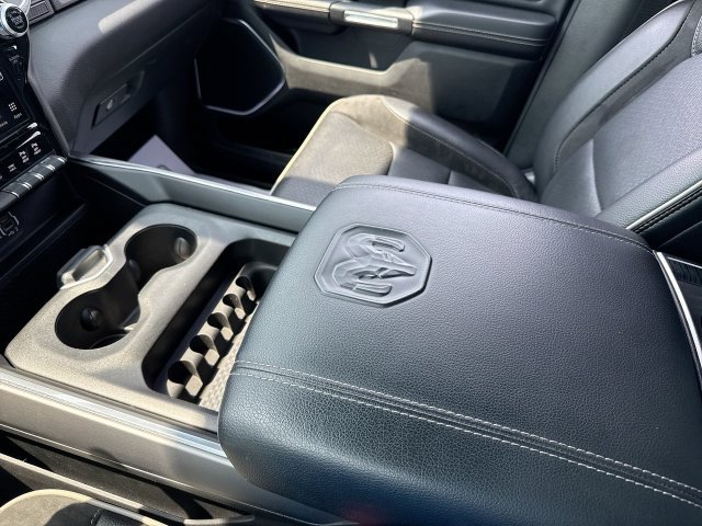 Used 2023 RAM 1500 Laramie AWD/4WD image 21