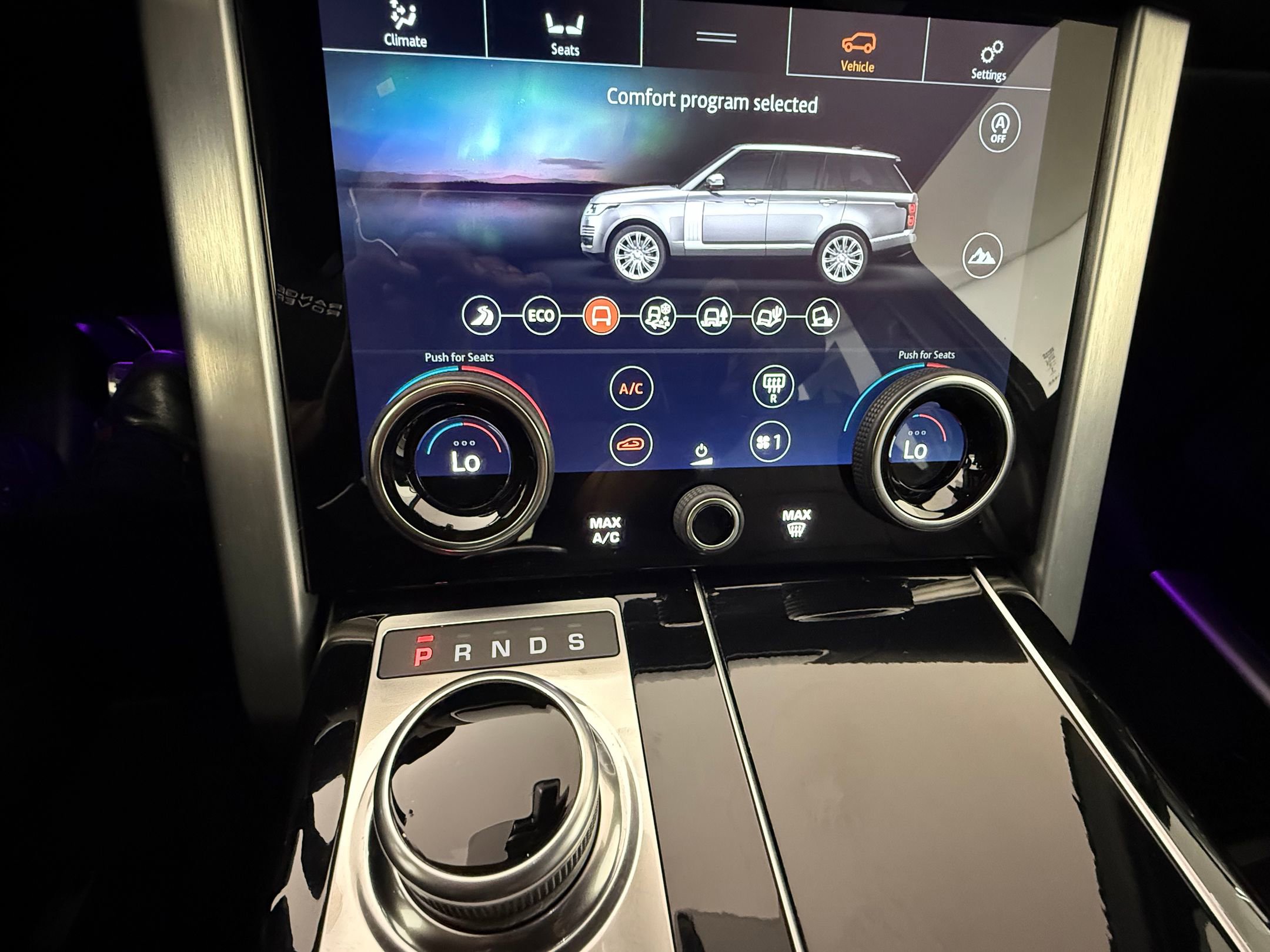 Used 2022 Land Rover Range Rover Westminster Edition image 22