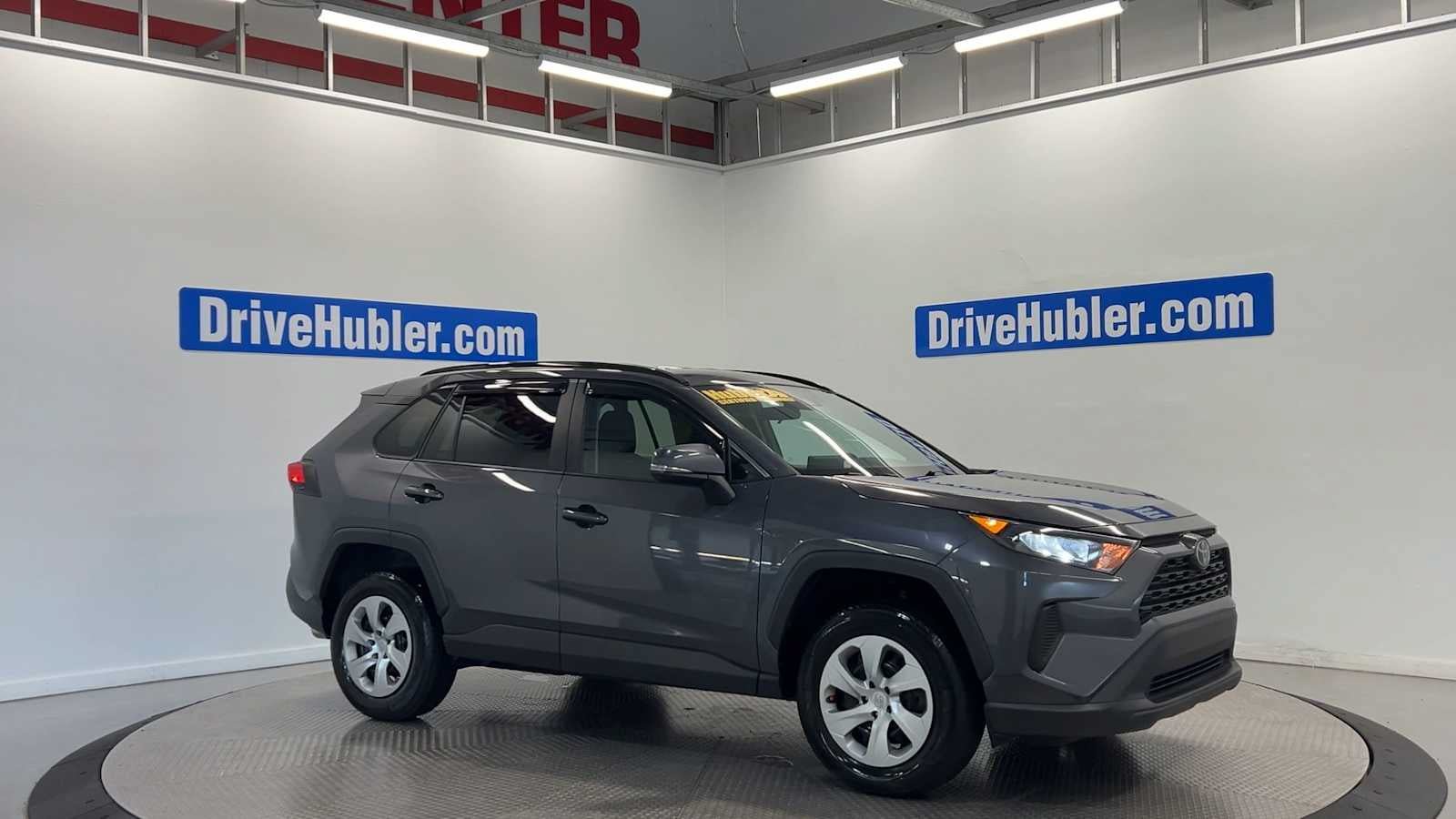 Used 2019 Toyota RAV4 LE w/ Carpet Mat Package FWD image 9