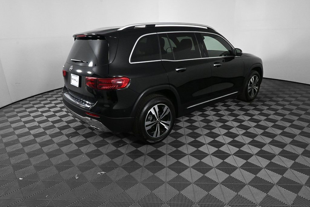 Used 2025 Mercedes-Benz GLB 250 image 26