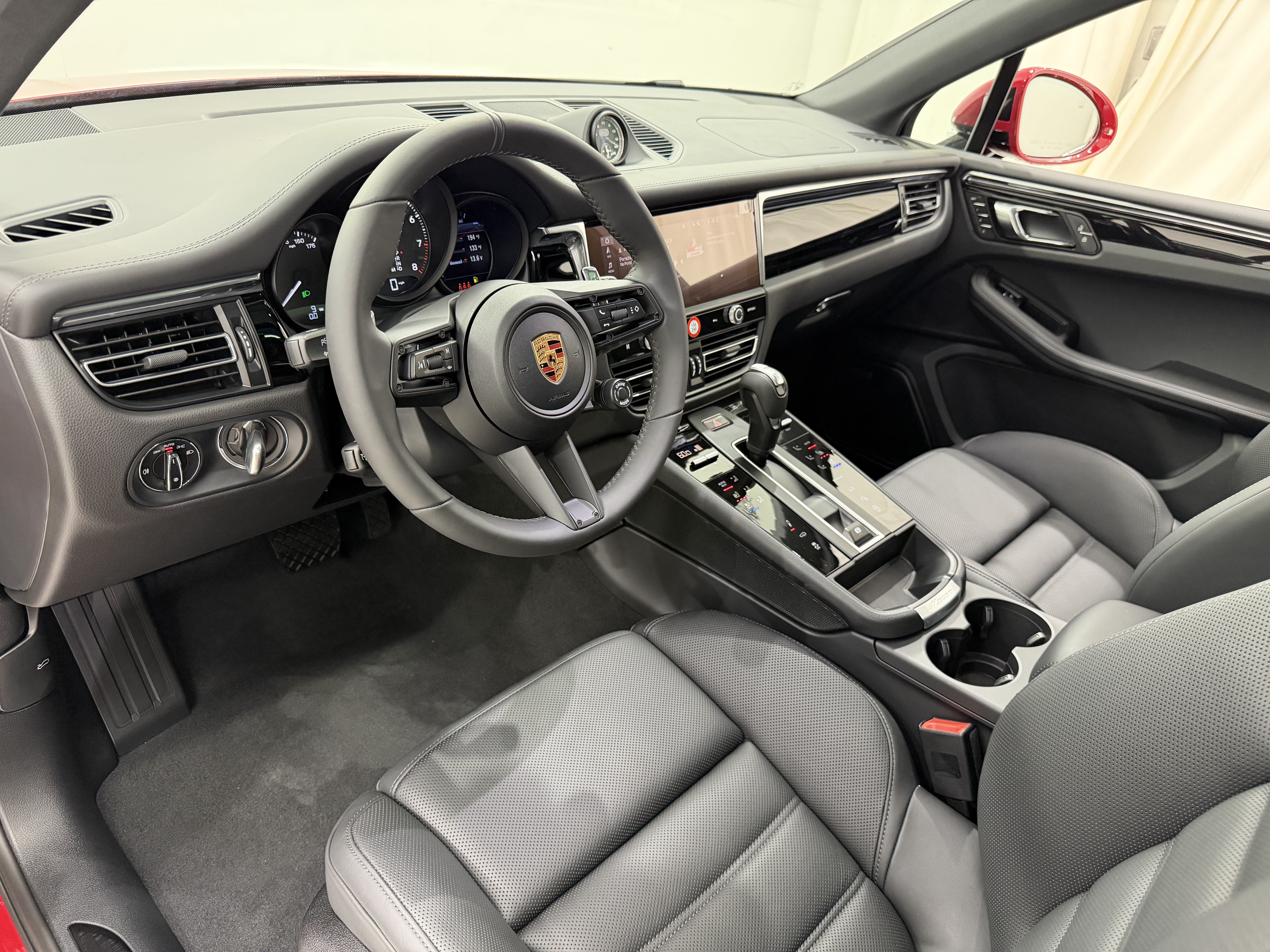 New 2026 Porsche Macan Turbo AWD/4WD image 26