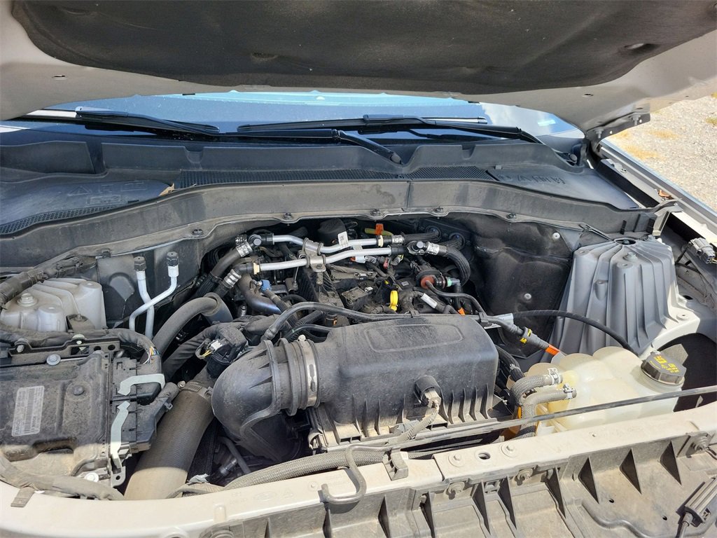 Used 2024 Ford Explorer XLT w/ Equipment Group 202A image 17